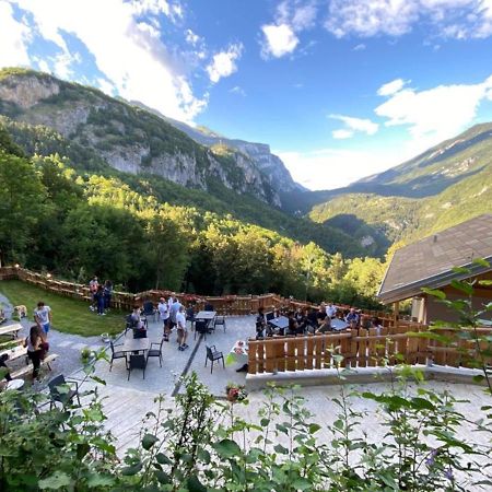 Chalet Torcel Affittacamere سان لورينسو إنْ بانال المظهر الخارجي الصورة