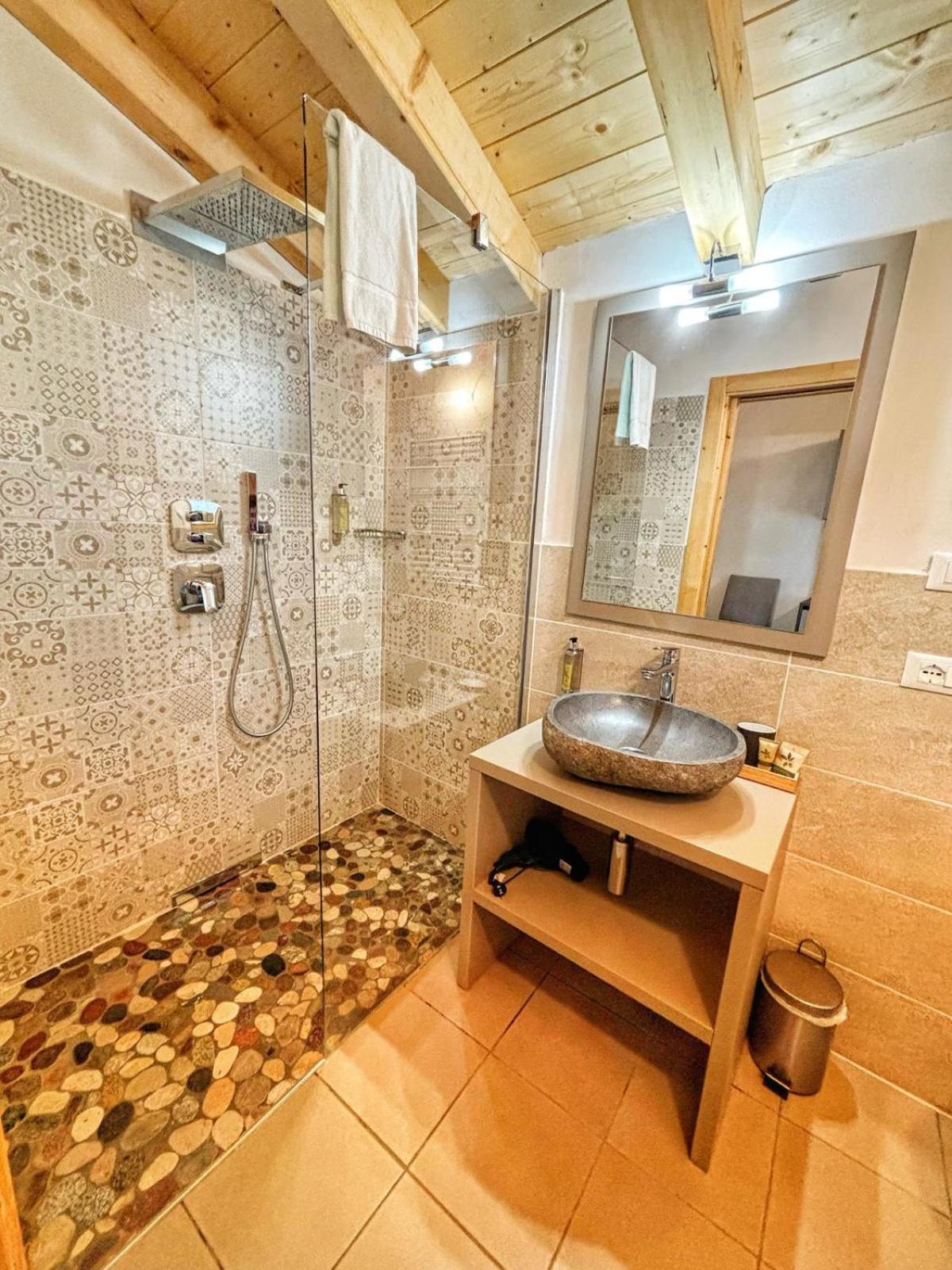Chalet Torcel Affittacamere سان لورينسو إنْ بانال المظهر الخارجي الصورة